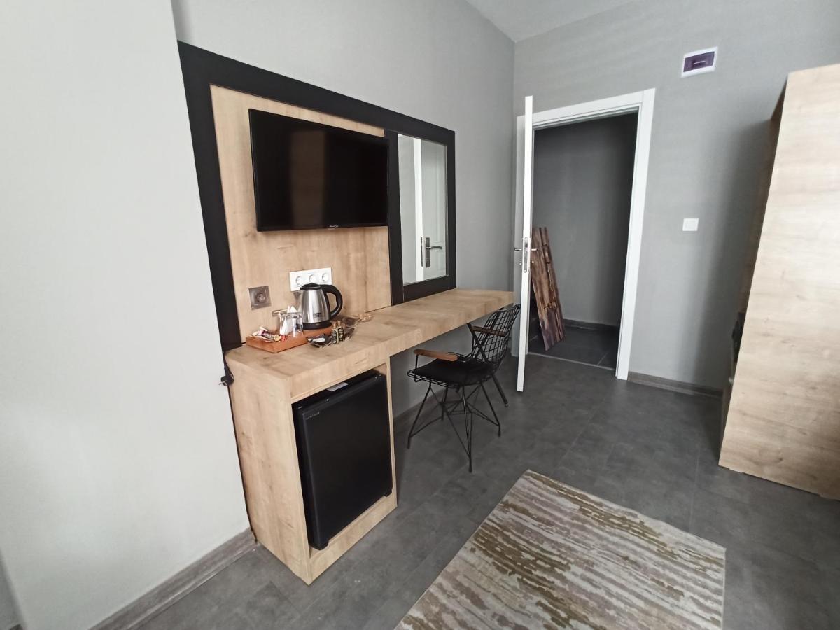 Skylon Airport Hotel Arnavutkoy Ngoại thất bức ảnh
